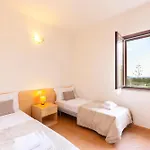 Molara Ichnos House * סאן תאודורו