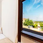 Molara Ichnos House בית נופש סאן תאודורו