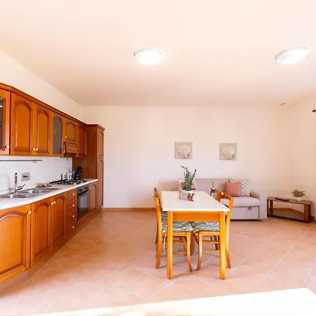Hébergement de vacances Molara Ichnos House